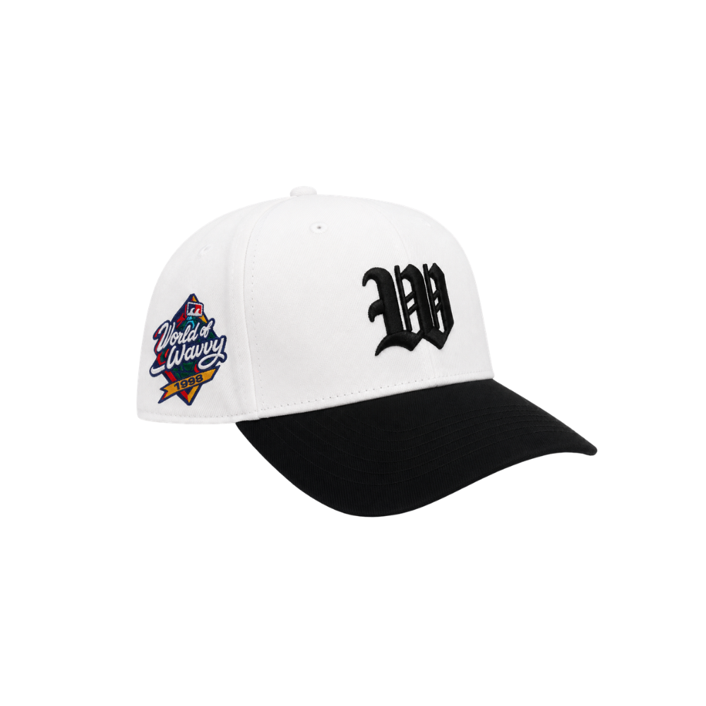 THE CLASSIC CAP - WHITE